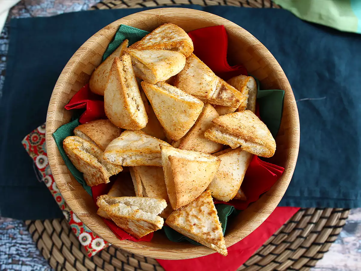Čips iz pita kruha – ekspresni recept - fotografija 4