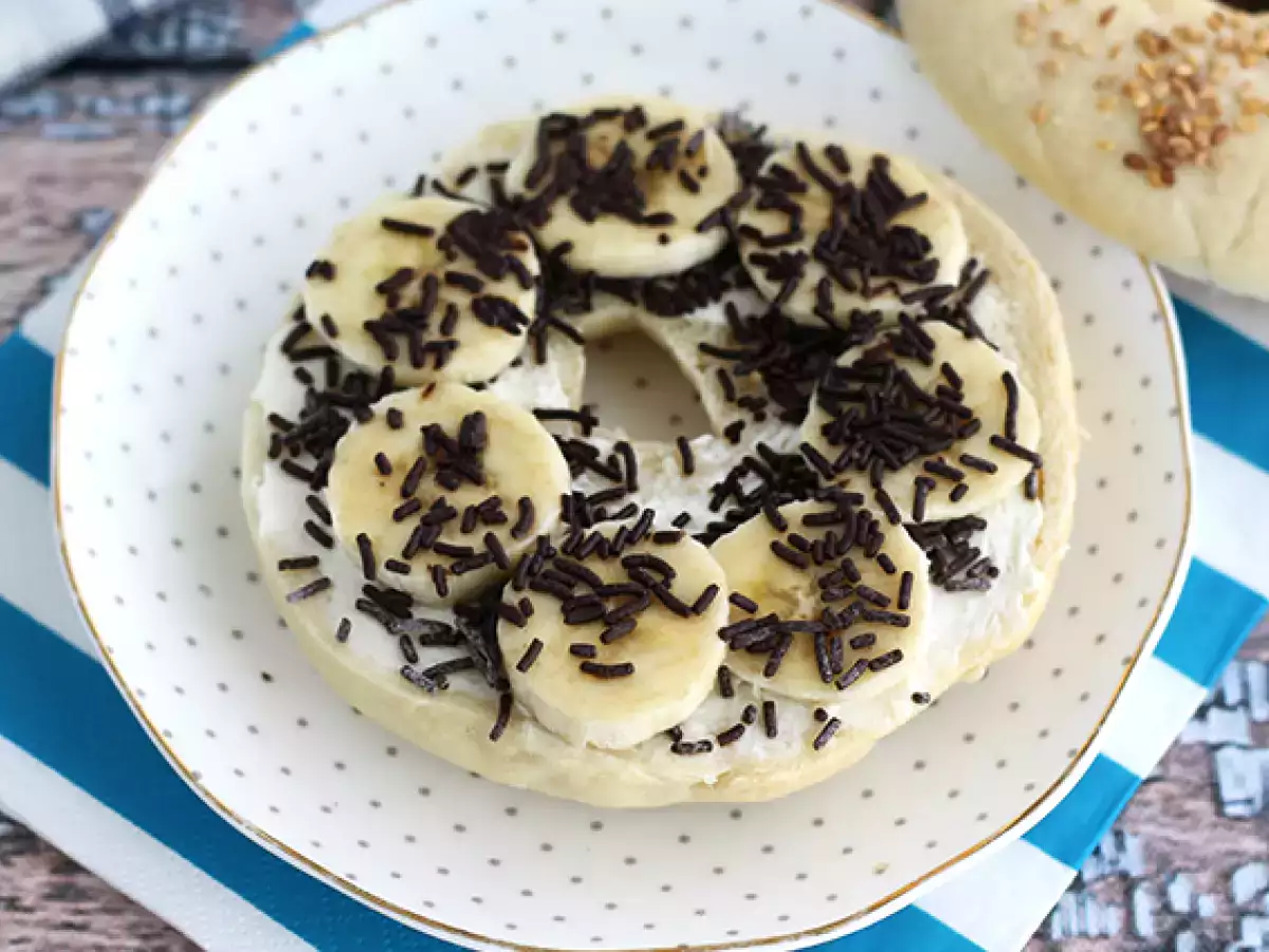 Čokoladna banana bagel - fotografija 2