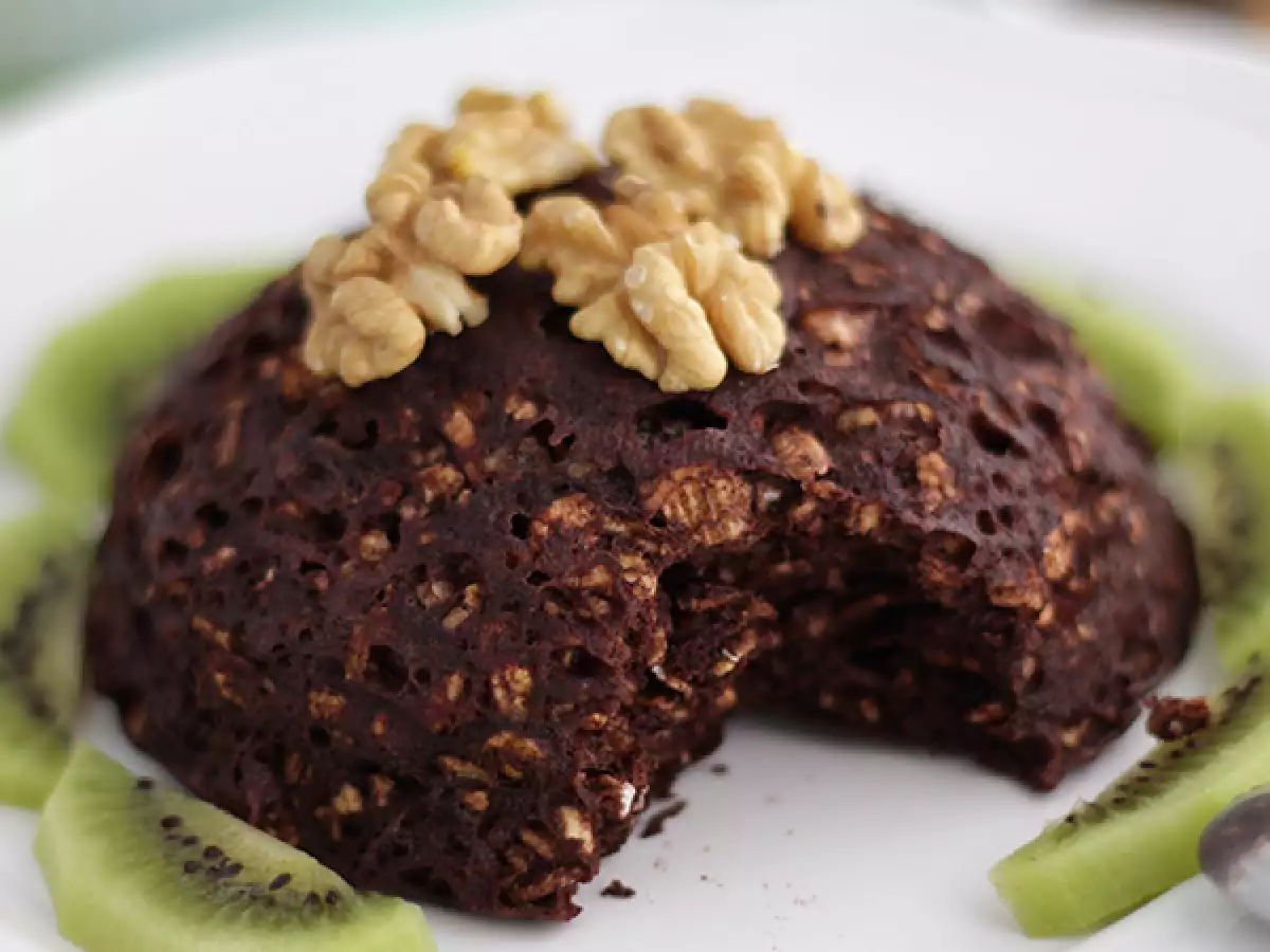 Čokoladni bowl cake brez laktoze - fotografija 3