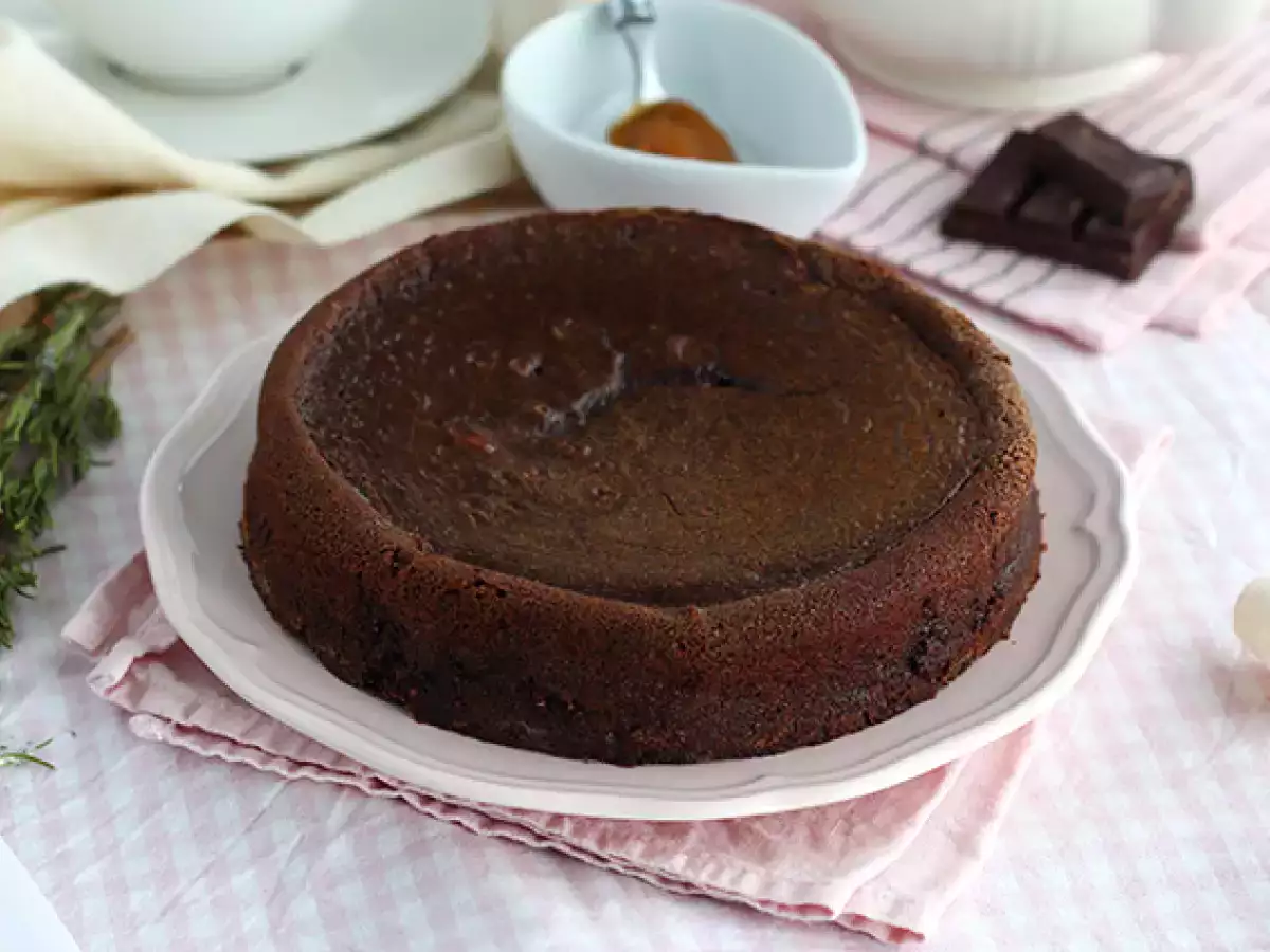 Čokoladni fondant s karamelo iz slanega masla - fotografija 2