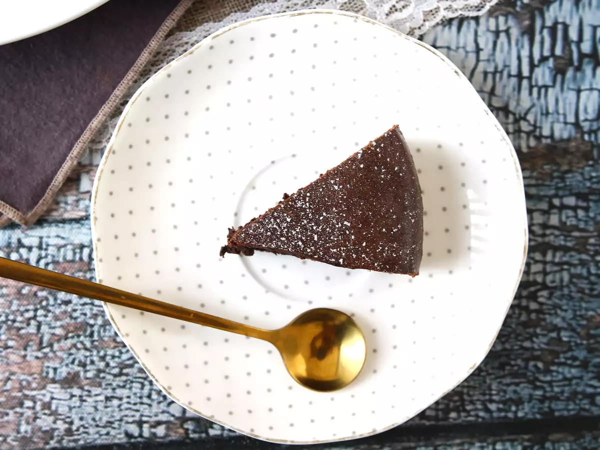 Čokoladni fondant z beljakovinami: preprost recept s sirotko - fotografija 10