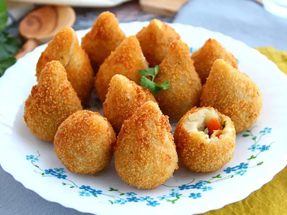 Coxinhas (brazilski piščančji kroketi) - fotografija 4