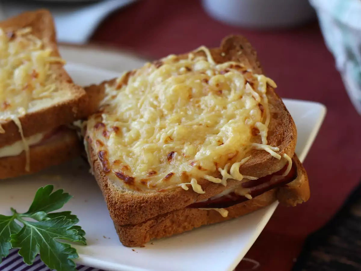 Croque monsieur z AirFryerjem - fotografija 2