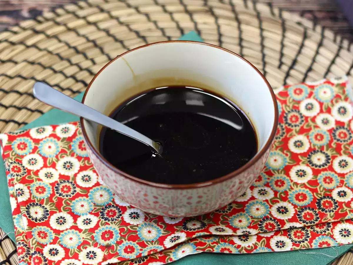Domača omaka teriyaki, odlična za lososa in piščanca! - fotografija 2
