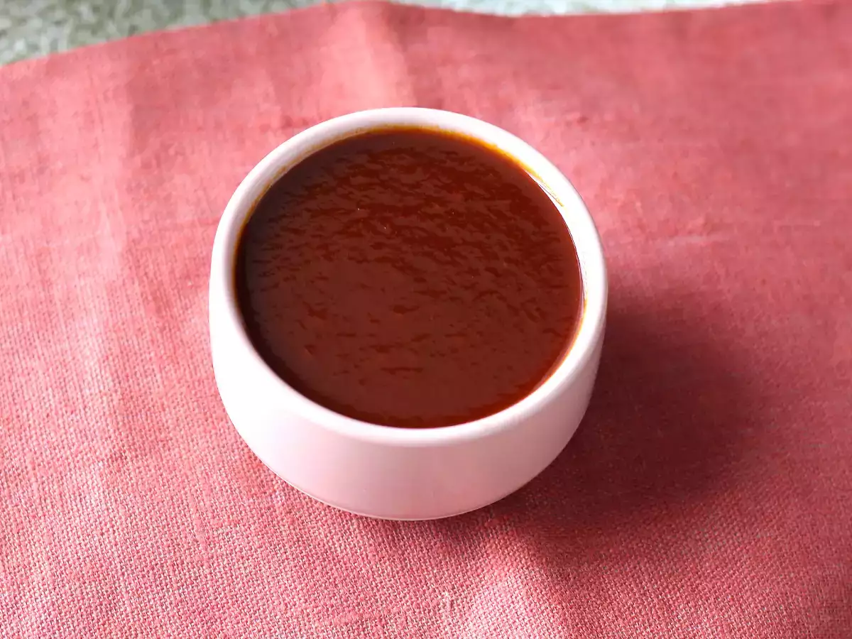 Domača sladko-kisla omaka v slogu žara: enostaven recept, pripravljen v kratkem času - fotografija 5