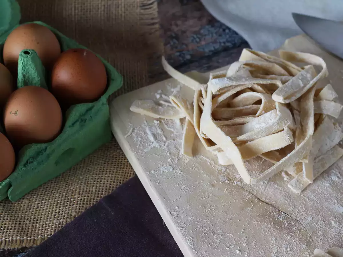 Domače tagliatelle: postopek po korakih - fotografija 3