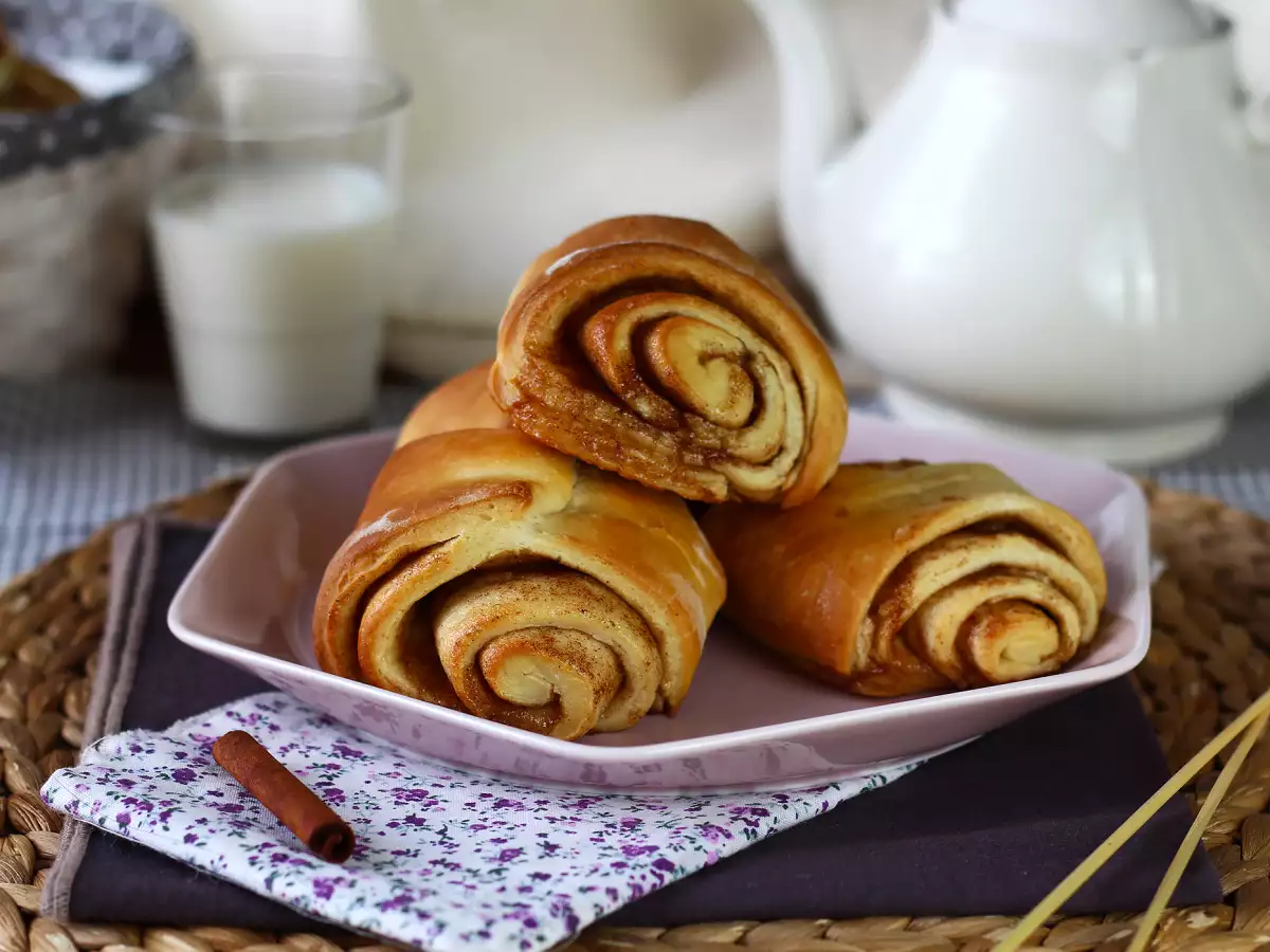 Domači Franzbrötchen (cimetovi zvitki) - fotografija 2