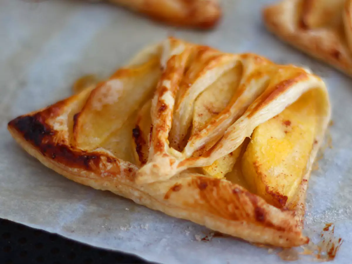 Ekspresni jabolčni obrati - fotografija 2