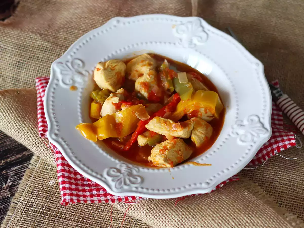 Ekspresni piščanec po baskovsko v Cookeu - fotografija 4