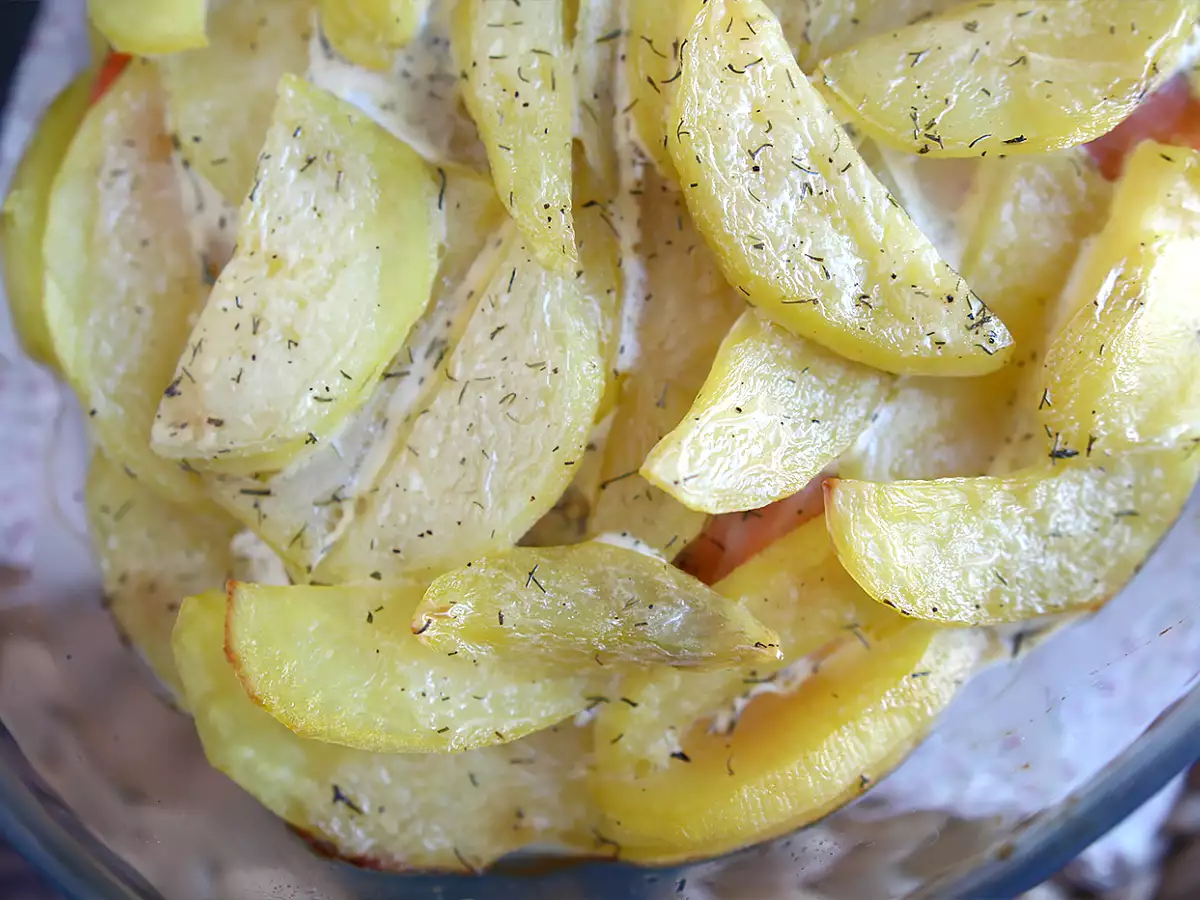 Enostaven krompir in dimljeni losos gratin! - fotografija 2