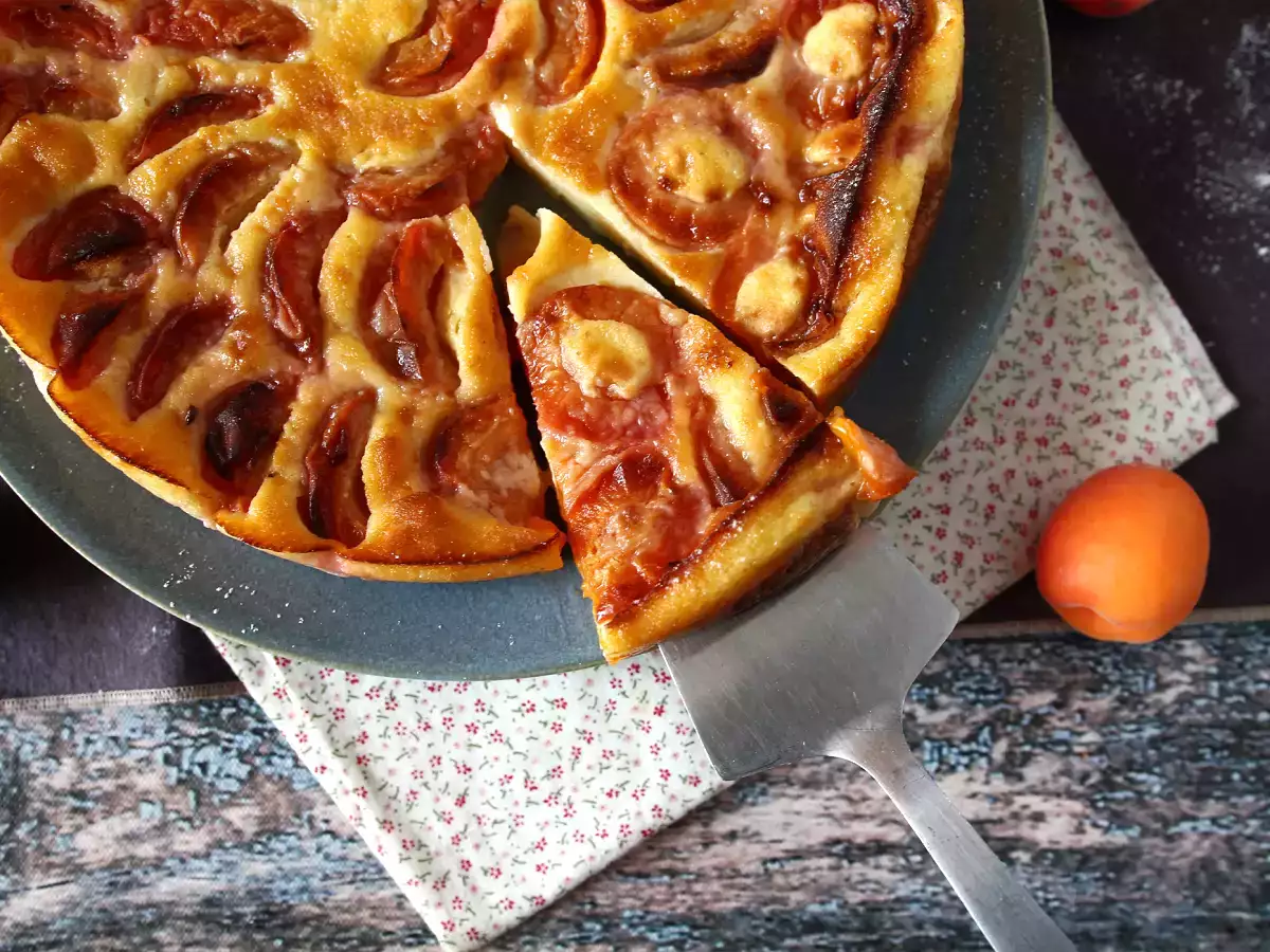 Enostaven marelični clafoutis - fotografija 6
