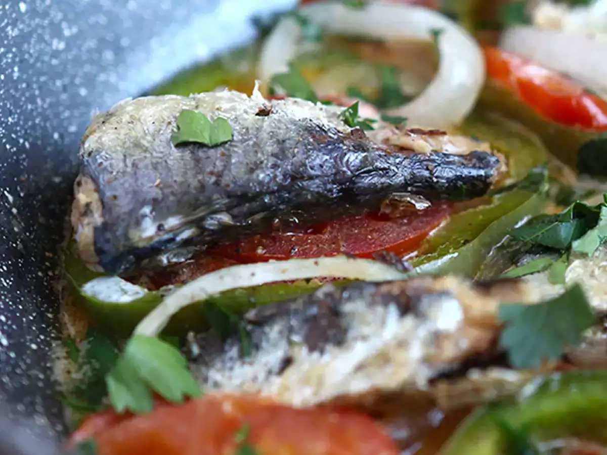 Enostavna in poceni enolončnica iz sardel - fotografija 4