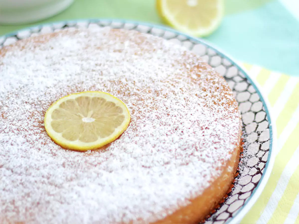 Enostavna limonina torta - fotografija 3