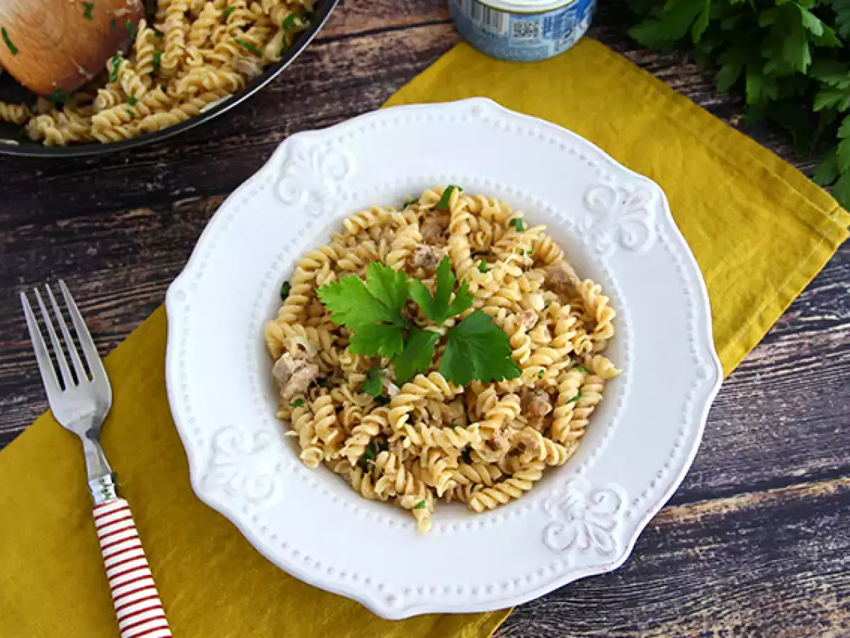 Enostavne testenine s tuno - fotografija 4