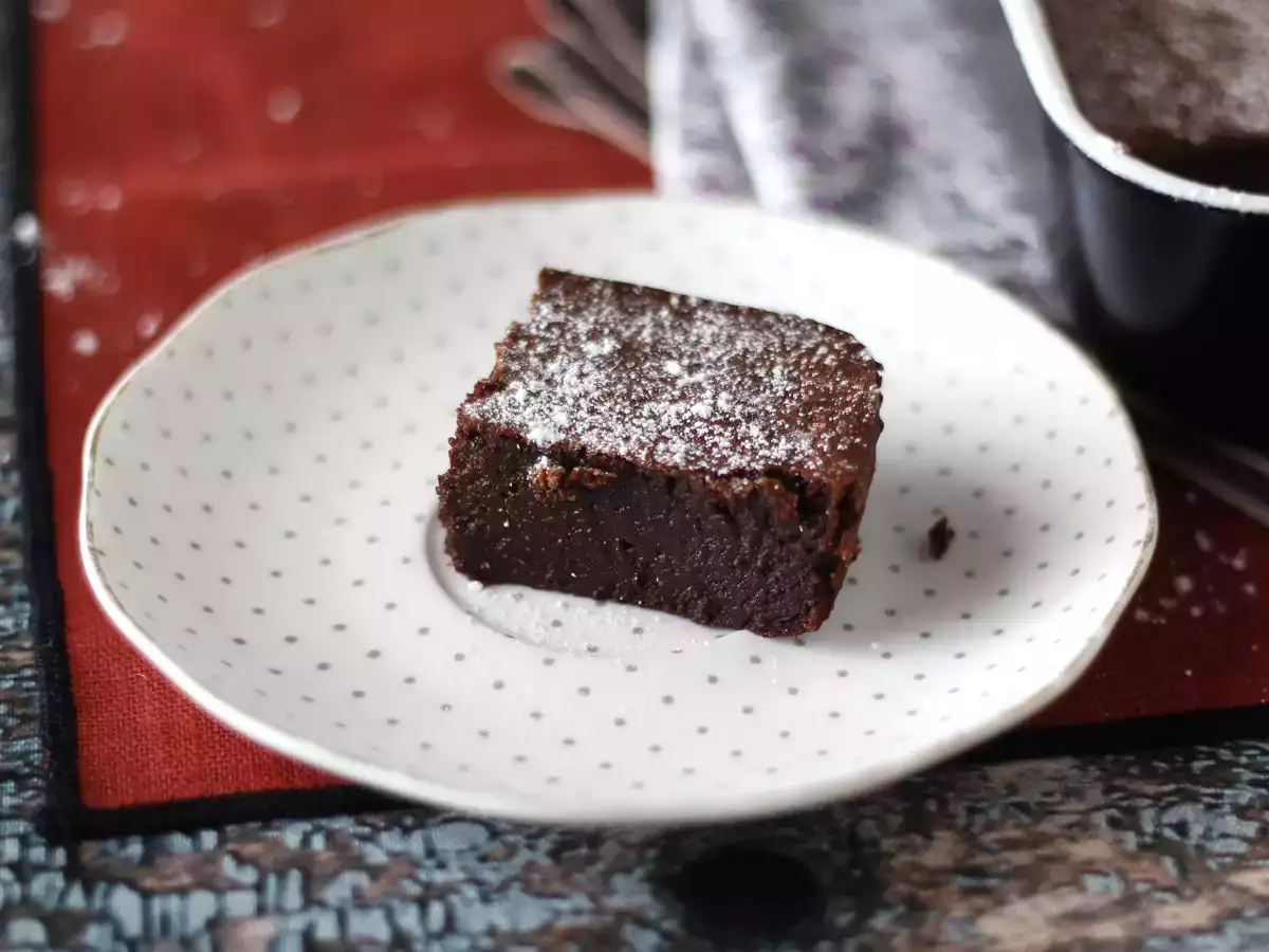 EXTRA FONDANT čokoladna in kostanjeva kremna torta s samo 4 sestavinami - fotografija 7