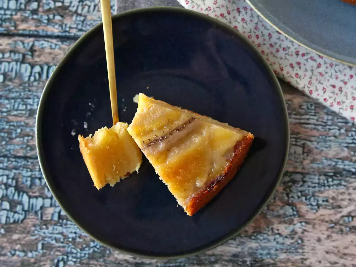 Extra fondant upside-down banana cake - fotografija 7