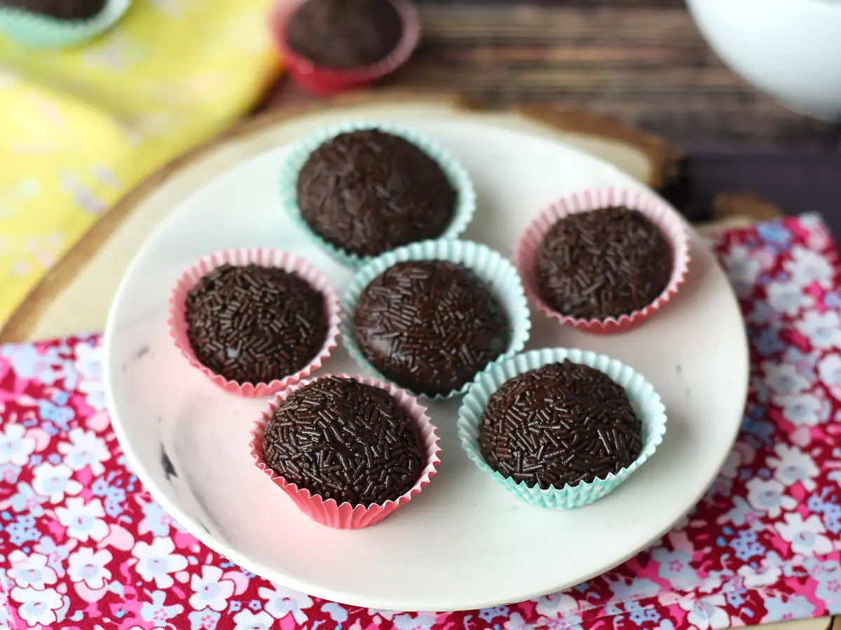 Fit brigadeiro z wheyjem: zdrava sladica, bogata z beljakovinami in brez slabe vesti! - fotografija 5