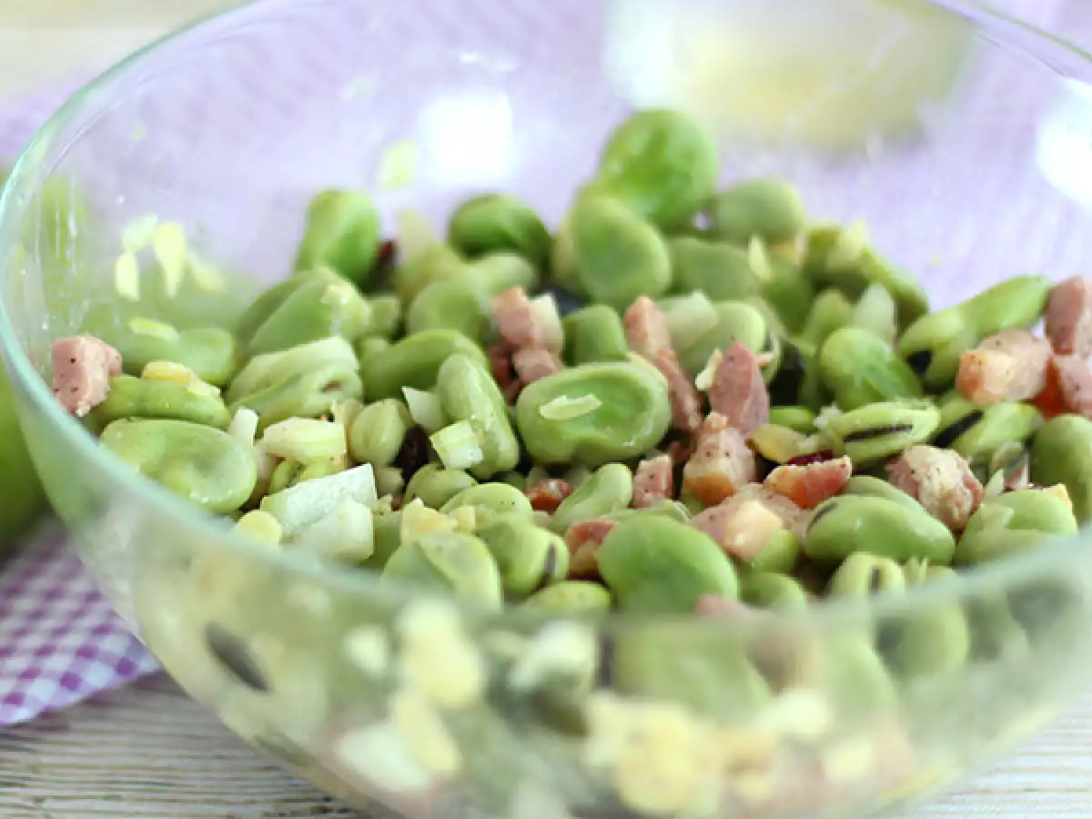 Fižolova solata s slanino - fotografija 2