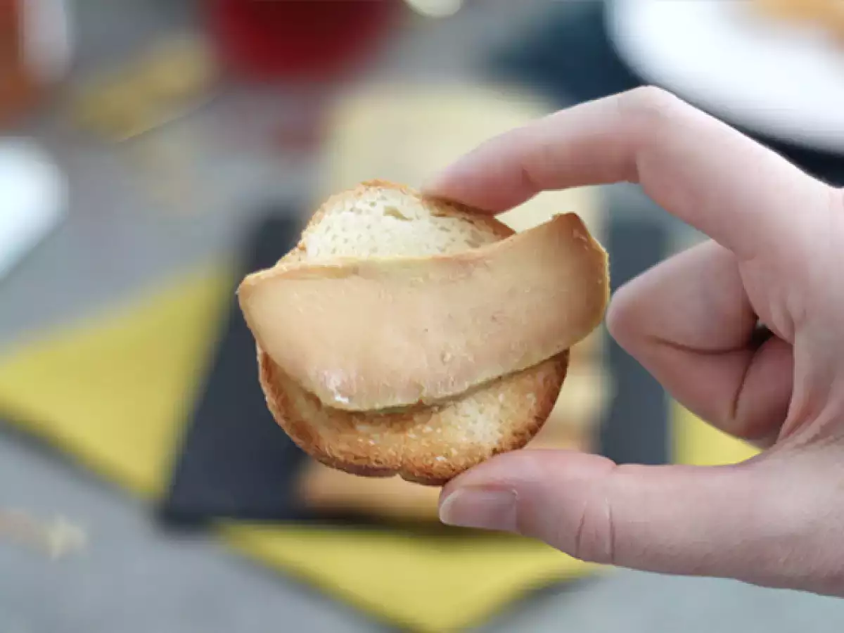 Foie gras, kuhan v soli - fotografija 4