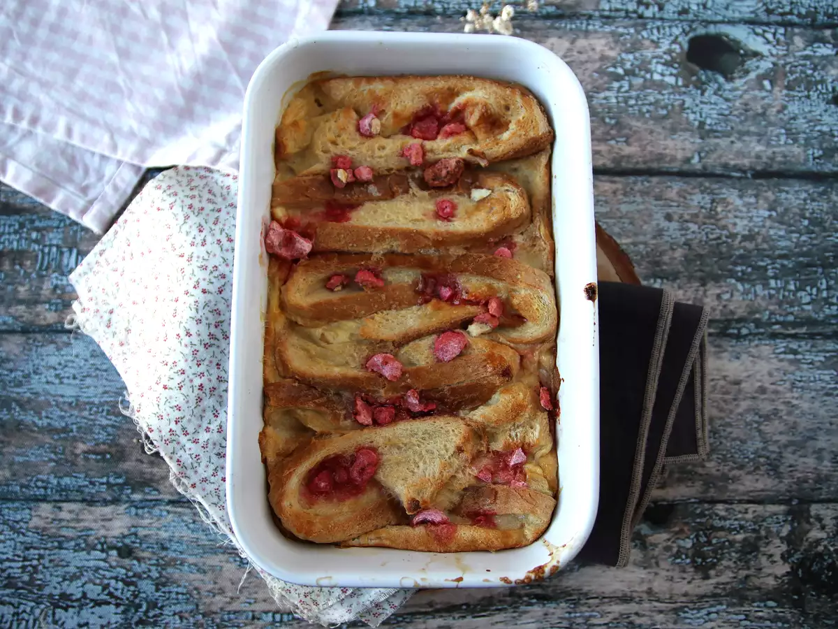 Francoske šnite iz pečice z rožnatimi pralineji – izjemno razkošen recept - fotografija 2