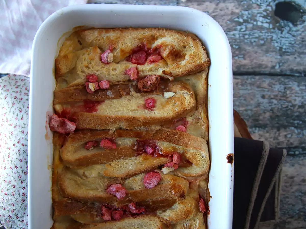 Francoske šnite iz pečice z rožnatimi pralineji – izjemno razkošen recept - fotografija 4
