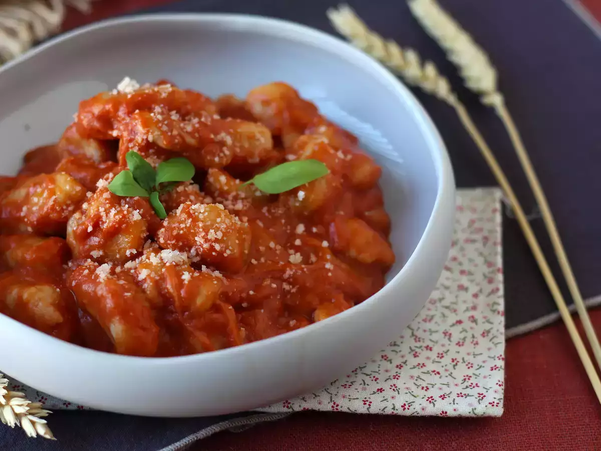 Gnocchi alla Sorrentina v ponvi: hiter in sočen recept, ki ga imajo vsi radi! - fotografija 5