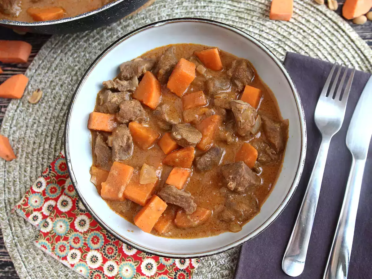 Goveje meso z maféjem (enostavna in še vedno okusna različica!) - fotografija 5