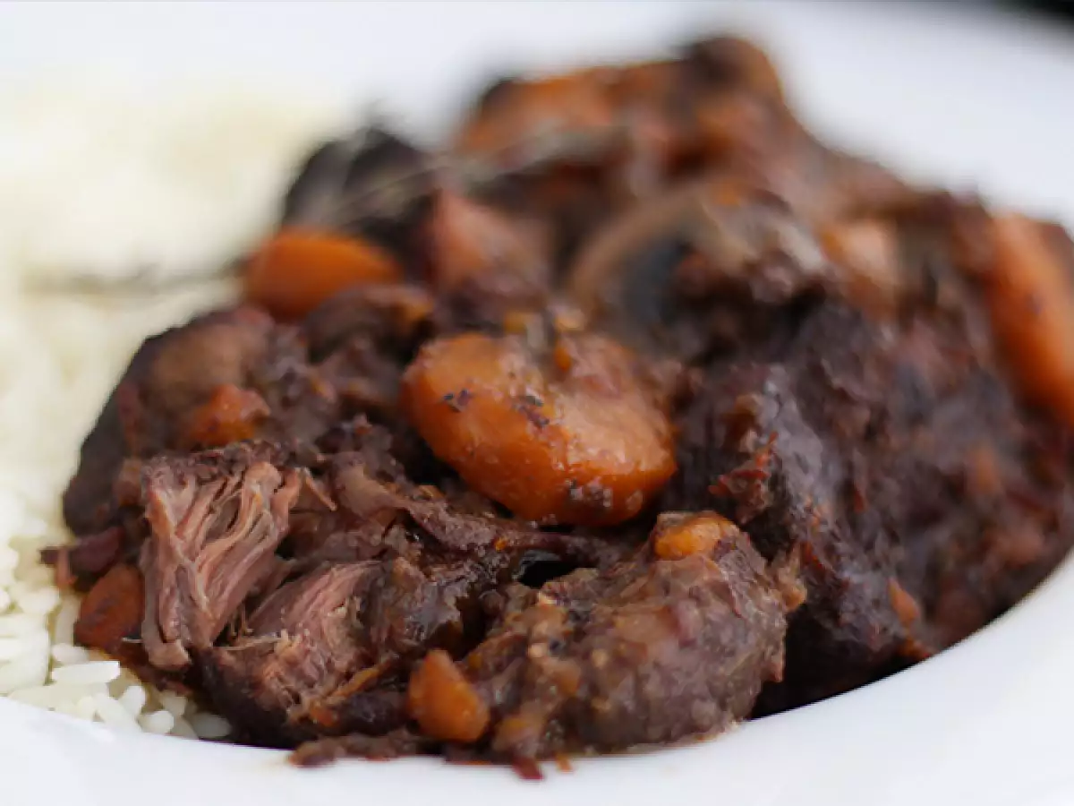 Goveji bourguignon – burgundska govedina - fotografija 2