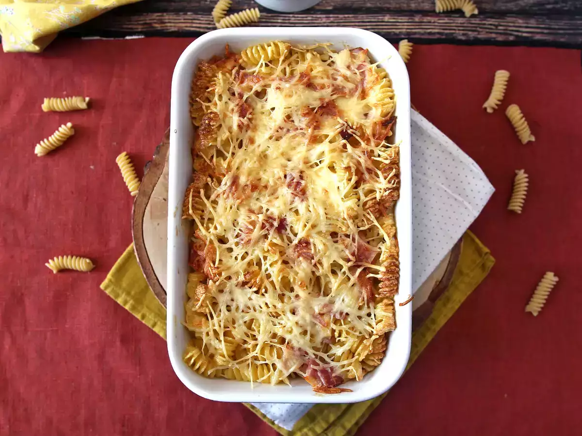 Gratin iz testenin s šunko in sirom v sušilniku airfryer - fotografija 3