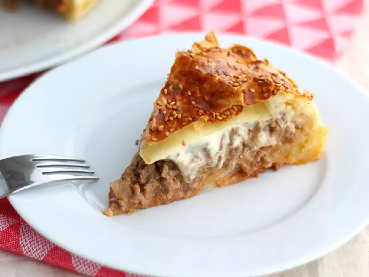 Hamburgerjeva pita – cheeseburger za deljenje! - fotografija 2