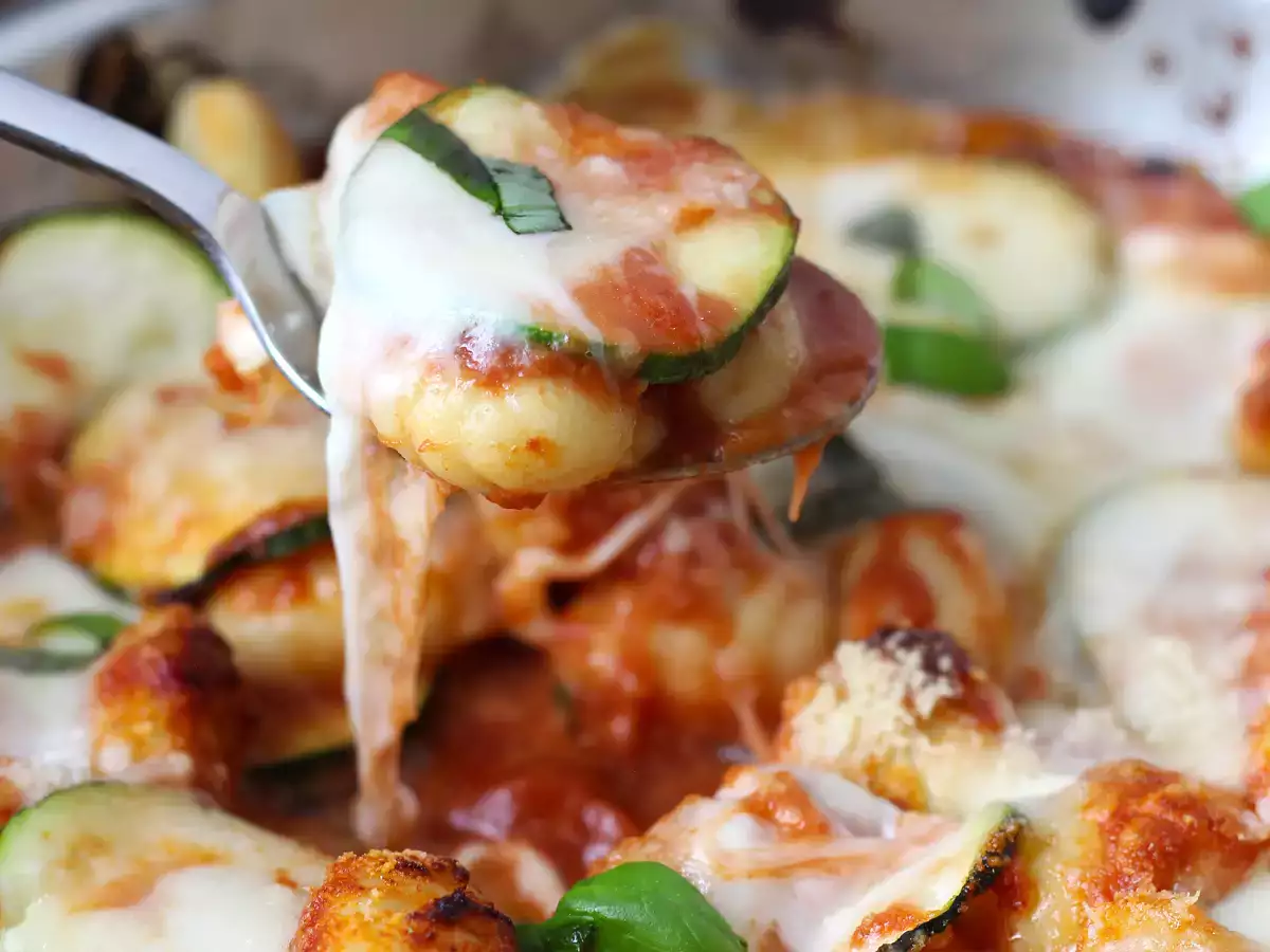 Hitri recept za gratin iz gnocchijev, bučk in mozzarelle - fotografija 7