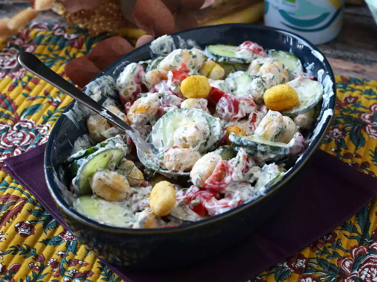 Hrustljava solata z njoki, izjemno moderna, okusna in uravnotežena, kot nalašč za poletje! - fotografija 3