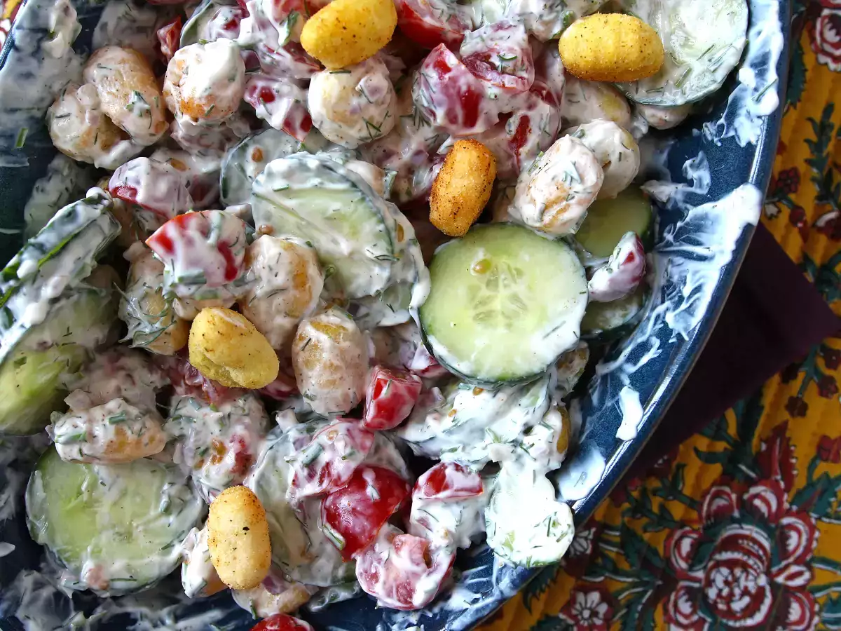 Hrustljava solata z njoki, izjemno moderna, okusna in uravnotežena, kot nalašč za poletje! - fotografija 4