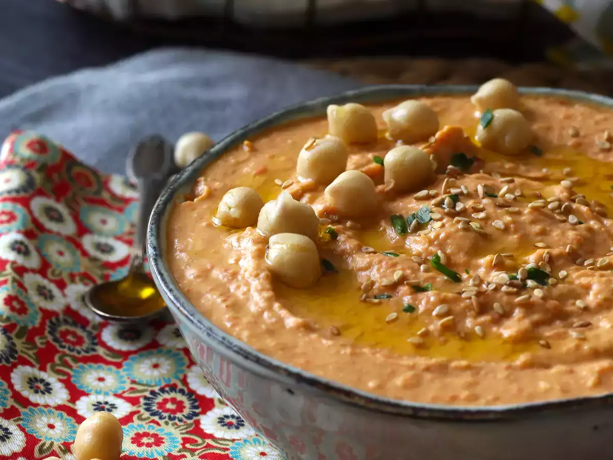 Humus iz rdeče paprike - fotografija 3