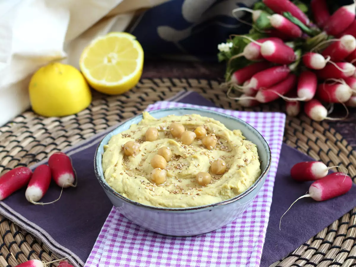 Humus z vloženo limono za še bolj prefinjen okus - fotografija 3