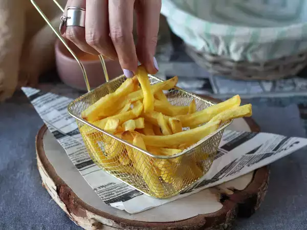 Recept Izjemno hrustljav zamrznjen krompirček v cvrtniku na vroč zrak!