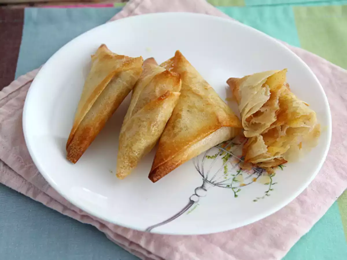 Jabolčne samose s cimetom