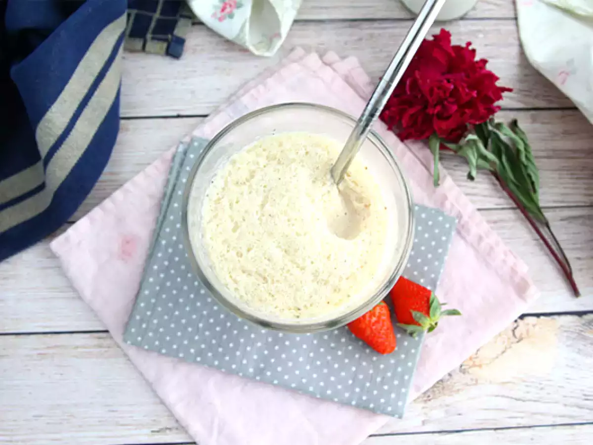 Jagodni in vanilijev milkshake - fotografija 4