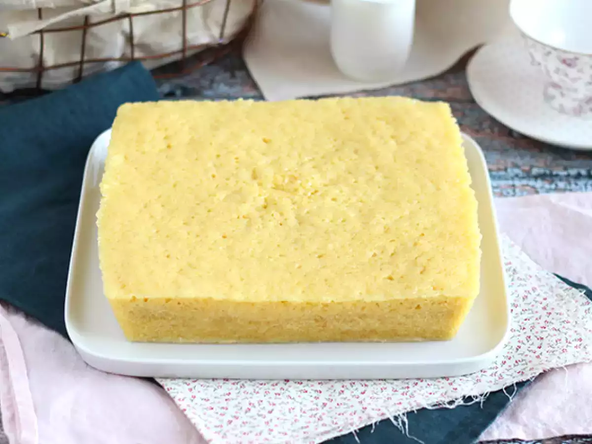 Jogurtov biskvit v mikrovalovni pečici v 10 min. - fotografija 5