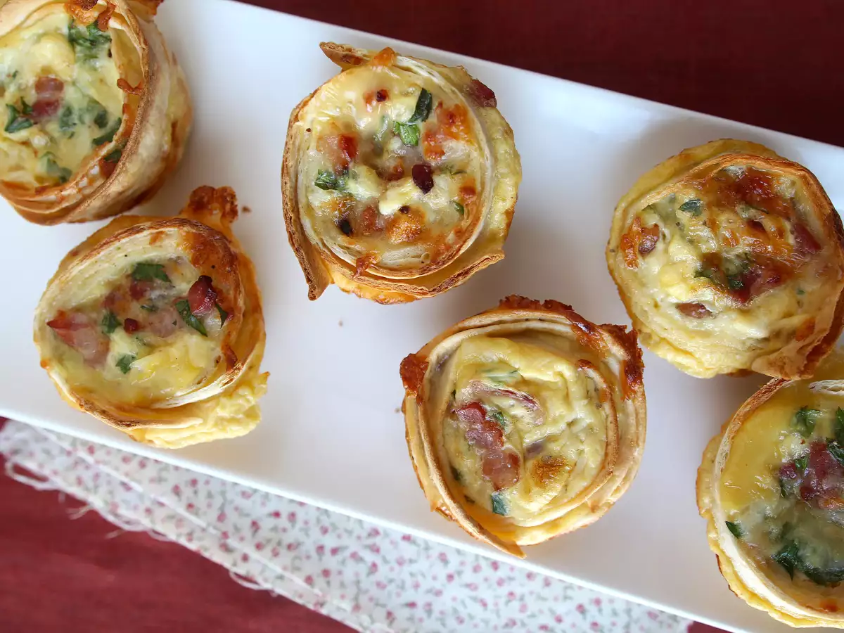 Kaj pripraviti iz tortilj? Enostavni in cenovno ugodni mini kiši! - fotografija 4