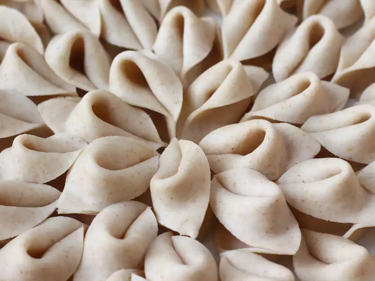 Kako narediti domače testenine: sorpresine, lepe majhne testenine - fotografija 3