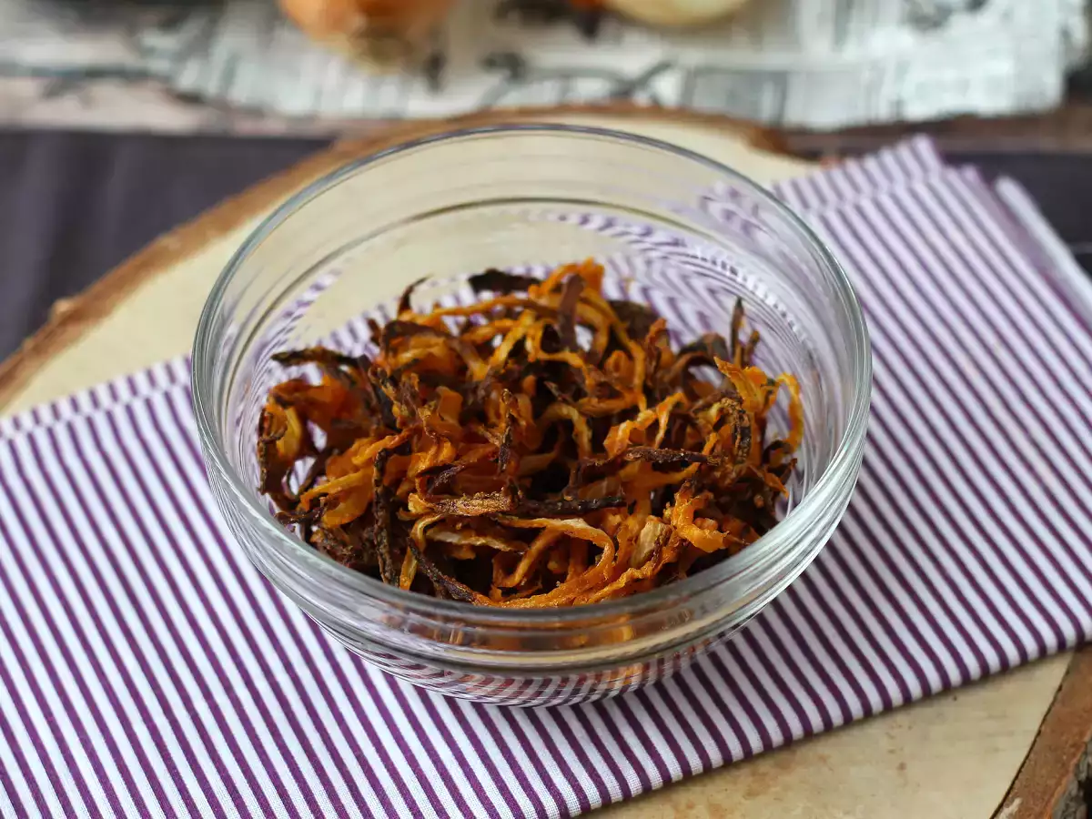 Kako pripraviti hrustljavo čebulo v pečici? - fotografija 2