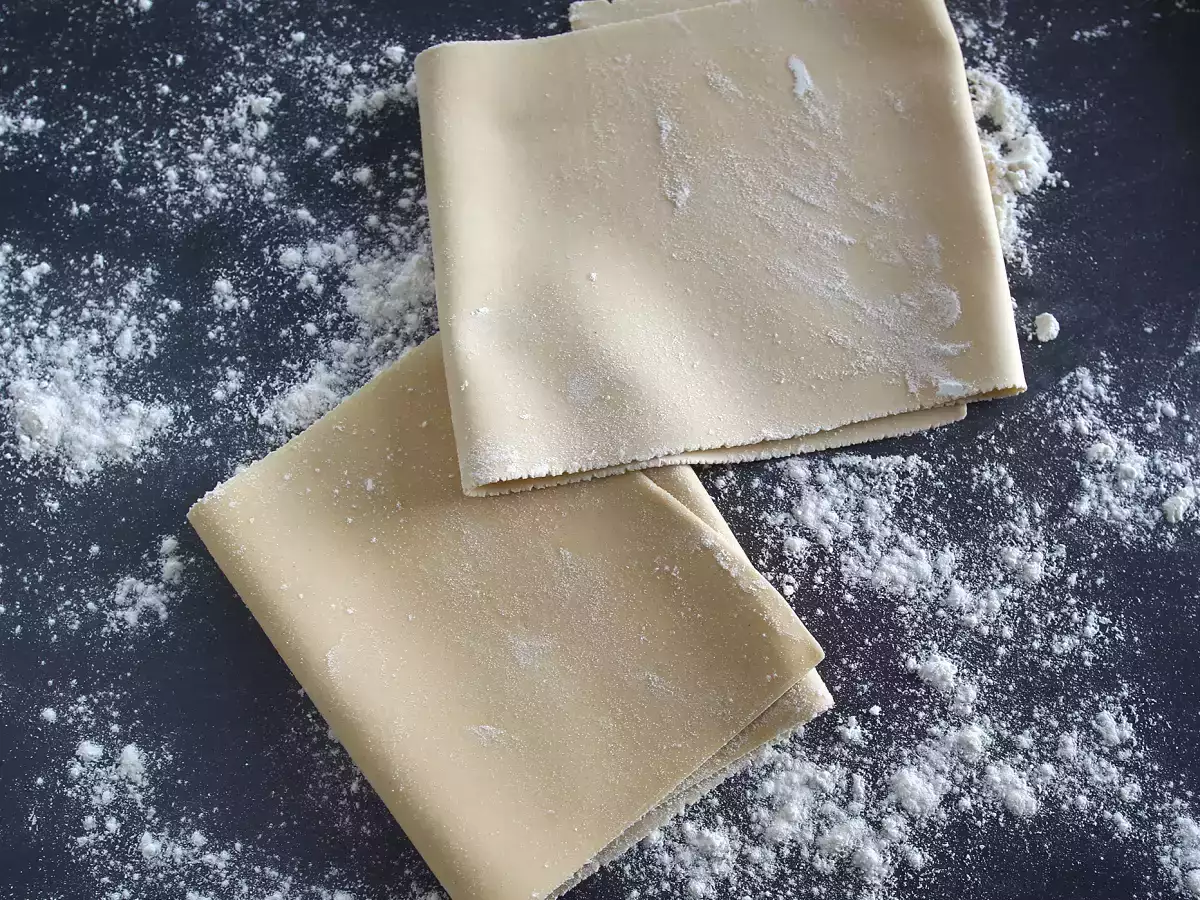 Kako pripraviti jajčne testenine za lazanjo