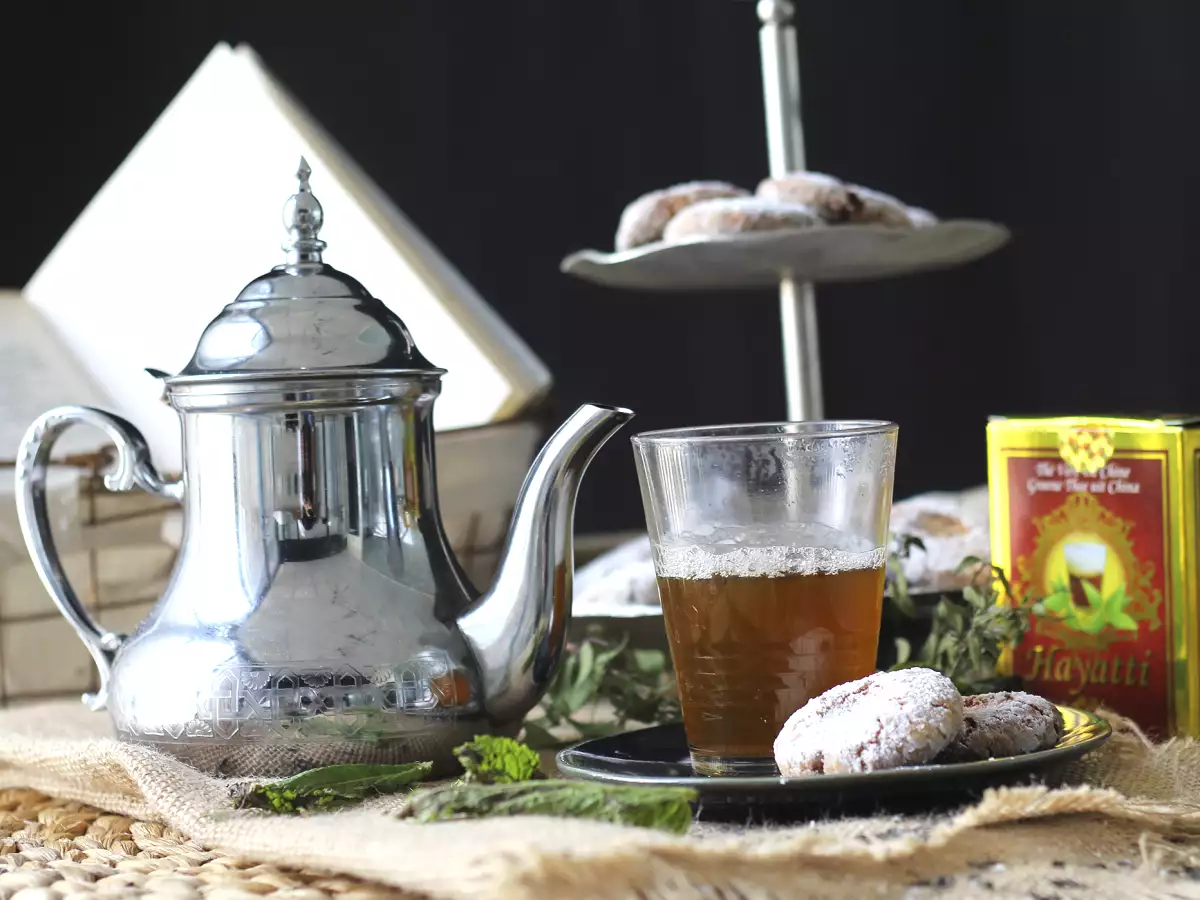 Kako pripraviti pristen maroški čaj iz poprove mete - fotografija 5