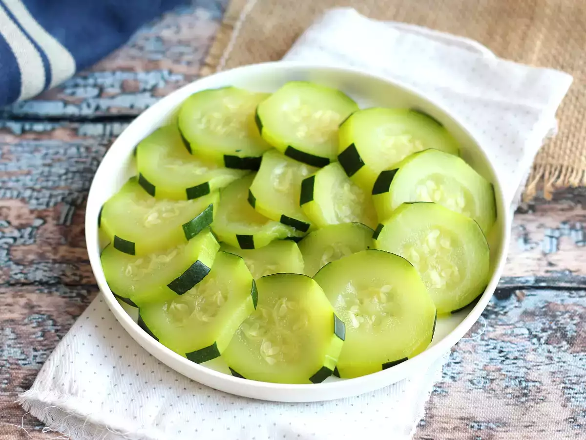 Kako skuhati bučke v vodi? - fotografija 2