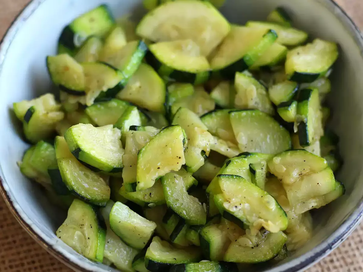 Kako spečem bučke v ponvi? - fotografija 3
