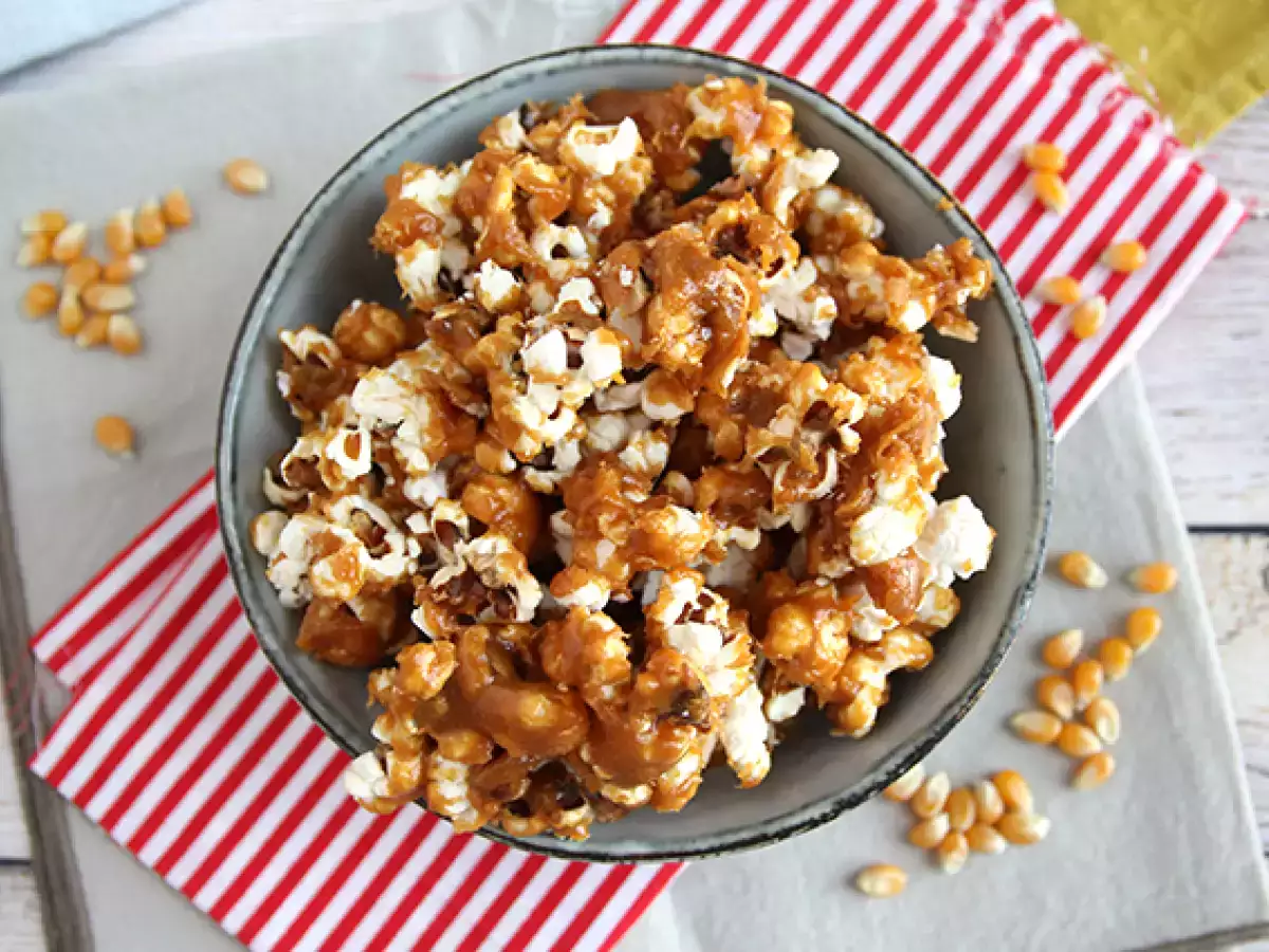 Karamelni popcorn - fotografija 5