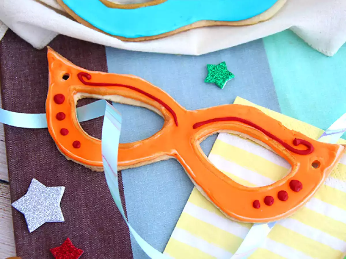 Karnevalske maske iz kruha - fotografija 4