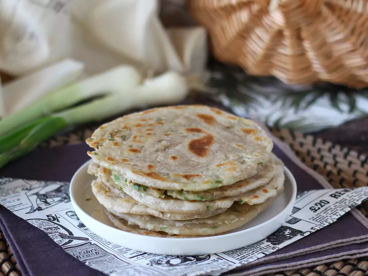 Kitajske palačinke z mlado čebulo – scallion pancakes - fotografija 3