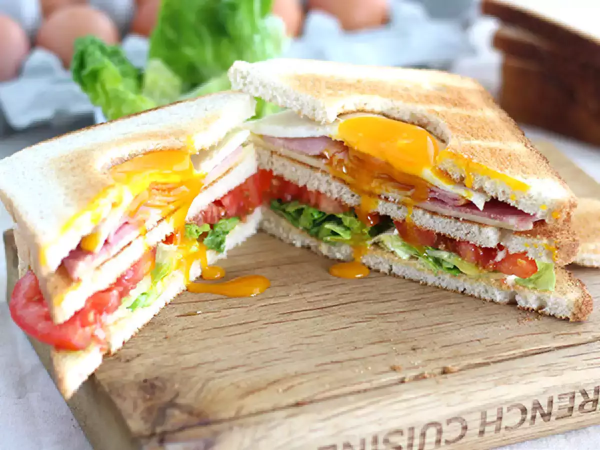 Klubski sendvič z jajcem - fotografija 2